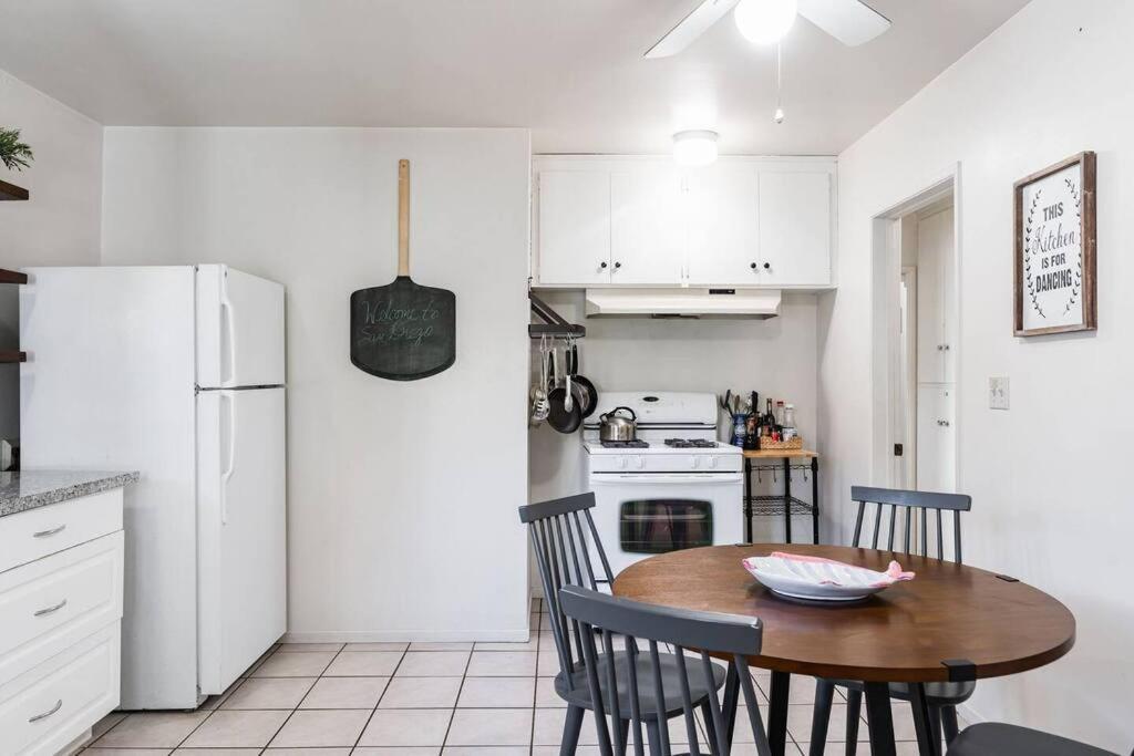 Casa Italia -2Br- Free Driveway Parking For 2 Cars Apartment ซานดิเอโก ภายนอก รูปภาพ