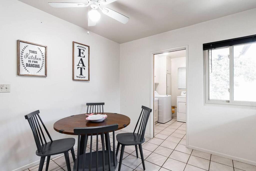 Casa Italia -2Br- Free Driveway Parking For 2 Cars Apartment ซานดิเอโก ภายนอก รูปภาพ