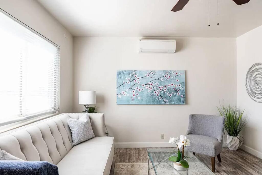 Casa Italia -2Br- Free Driveway Parking For 2 Cars Apartment ซานดิเอโก ภายนอก รูปภาพ