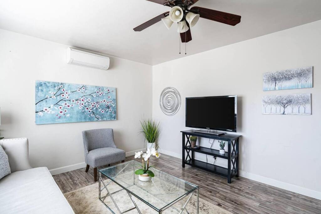 Casa Italia -2Br- Free Driveway Parking For 2 Cars Apartment ซานดิเอโก ภายนอก รูปภาพ